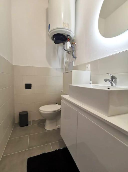 L'Elegant Duplex - Clim I Wifi I Proche Du Centre-Ville Мірамас Екстер'єр фото