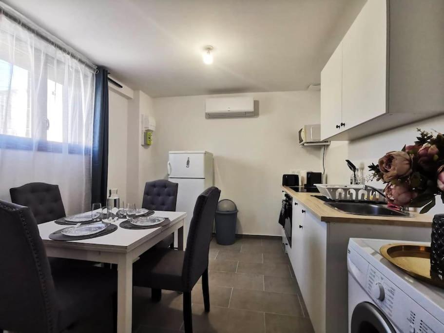 L'Elegant Duplex - Clim I Wifi I Proche Du Centre-Ville Мірамас Екстер'єр фото